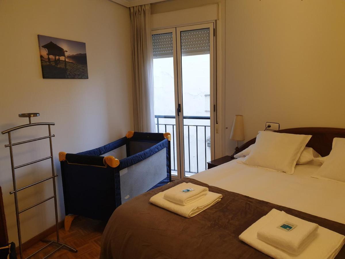 Appartamento Cá Güilu Oviedo Esterno foto