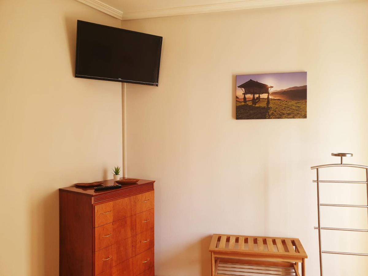 Appartamento Cá Güilu Oviedo Esterno foto
